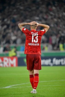 Erik Wekesser 1. FC Kaiserslautern FCK (13) disappointed MHPArena, MHP Arena Stuttgart,