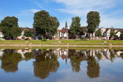 Cityscape of Bodenwerder, birthplace of Baron Muenchhausen, Weserbergland, Lower Saxony, Germany