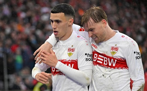 Goal celebration Bilal El Khannouss VfB Stuttgart (11) Maximilian Mittelstädt VfB Stuttgart (07)