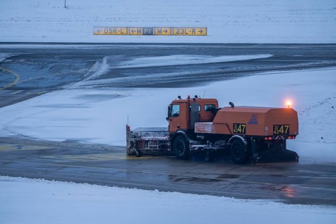 The onset of winter in North Rhine-Westphalia, flight operations were maintained at Düsseldorf