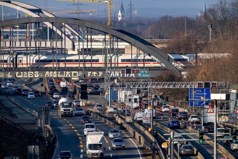 Traffic jam on the A43 motorway near Herne, heading north, in front of the barrier system, the