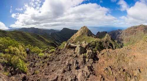 Mountain landscape, mountain hiking, view to Risco Blanco and the island of La Gomera, El Molledo,
