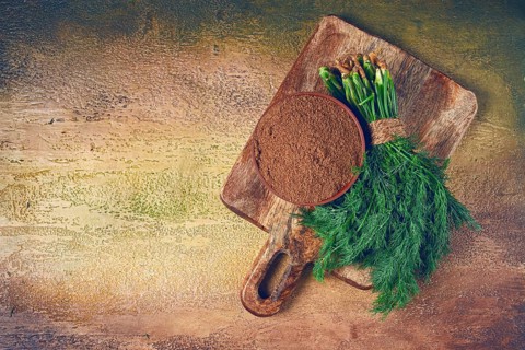 Dried dill, in a ceramic bowl, a bunch of fresh dill, seasoning, top view, no people