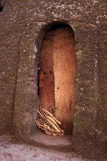 Lalibela, the World Heritage Church, Bete Medhane Alem, House of the World Heritage, old wooden
