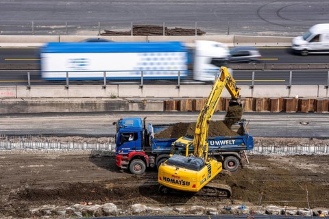Construction work, on the large construction site at the Duisburg-Kaiserberg motorway junction,