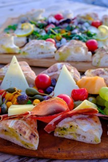 Croatian specialities, snack platters, food, viewpoint, bar and restaurant Providenca, Mali Losinj,