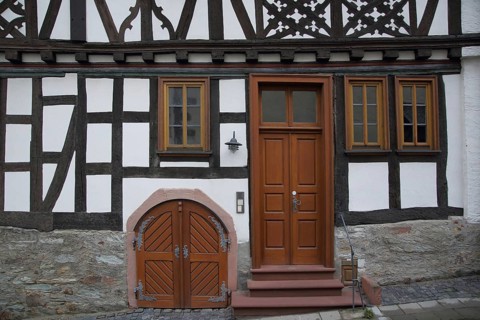 Entrance to the Old Three Knights House, half-timbered house, house door, Kronberg, Taunus, Hesse,