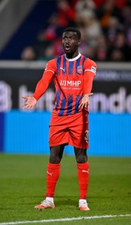 Sirlod Conteh 1. FC Heidenheim 1846 FCH (31) Gesture Gesture angry Relegation, Bundesliga,