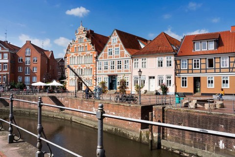 Timber-framed houses at the old Hanseatic harbour, Stade, Lower Saxony, Germany