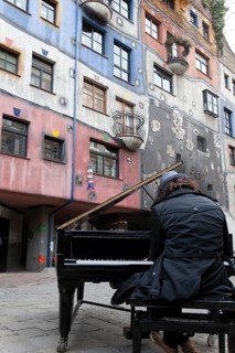 Piano concert in front of Hundertwassserhaus Wien Austria
