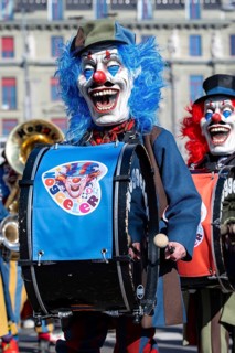 Guggenmusik Clown Timpani