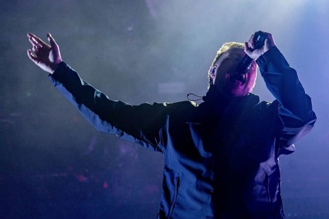 Singer Samuel David Carter from Architects live at Swiss Life Hall, Hanover, 13.01.2026