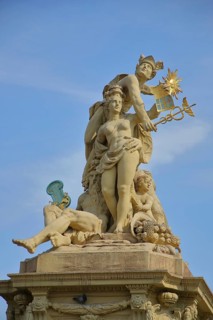 Market fountain with Roman god Mercury with Hermesstab, city goddess with city map and water god