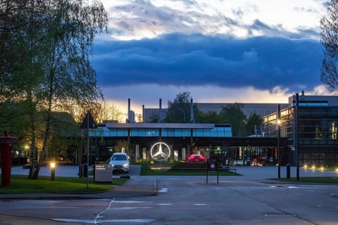 Merecedes Sindelfingen plant. Mercedes-Benz Center of Excellence, Customer Centre. Mercedes star