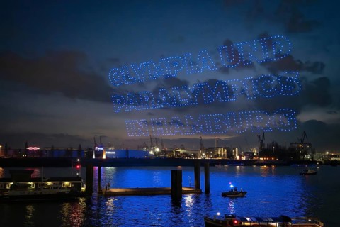 Drone light show over the Elbe as part of the Hamburg Olympic bid on 26.02.2026, Landungsbrücken,