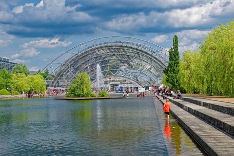 New Leipzig Trade Fair Centre, Leipzig Trade Fair, with glass entrance hall and water basin, trade