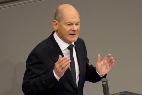 Olaf Scholz (Chancellor of the Federal Republic of Germany, SPD) during the government statement on