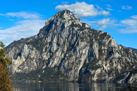 The Traunstein summit above Lake Lake Traun, Traunkirchen, Salzkammergut, Austria