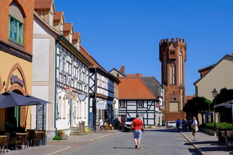 Lange Straße and Owl Tower at Hühnerdorfer Tor, built in Brick Gothic style, Tangermünde, on the
