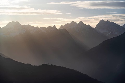 Ötztal Alps, mountain panorama in the morning light, peaks from left to right Roter Schrofem,
