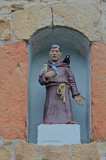 St Francis of Assisi, St Francis, saint, medieval monk with bird figures, bird sermon, sermon,