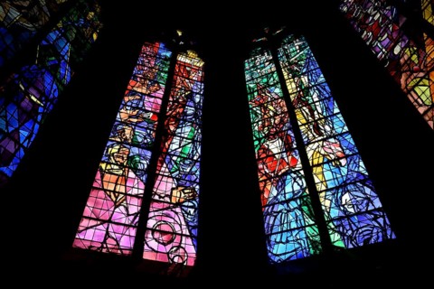 Stained glass window by Jacques Villon in the sacrament chapel of the Gothic Saint-Étienne
