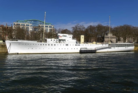 HMS Wellington, Temple Pier, Victoria embankment, London, England, UK built 1934
