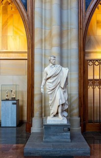 Interior photograph, Friedrichswerder Church, permanent exhibition 19th century Sculpture, Berlin,
