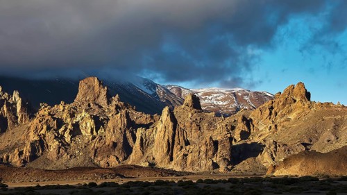 Llano de Ucanca, dramatic sky over rocky mountains with thick clouds, Teide, Parque Nacional del