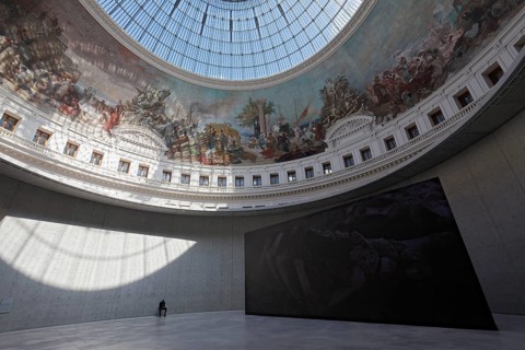 Bourse de Commerce, Pinault Collection, historic rotunda with concrete cylinder by architect Tadao