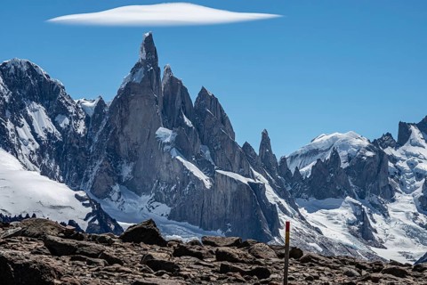 Trail to viewpoint Loma del Pliegue Tumbado, mountain range of Cerro Torre and Cerro Fitz Roy in