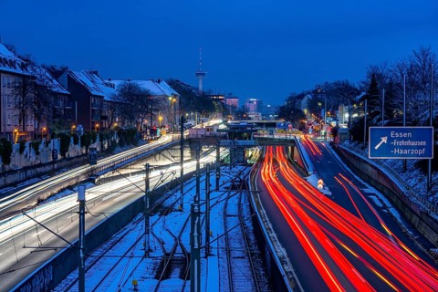 Autobahn A40, Ruhrschnellweg, near Essen at the Frohnhausen junction, evening traffic in winter,