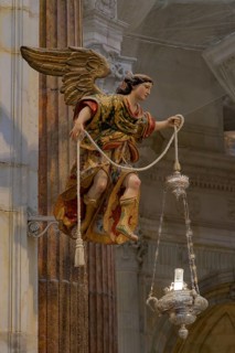 Sculpture of an angel in the Cathedral of the Holy Cross over the Sea, Catedral de Santa Cruz sobre