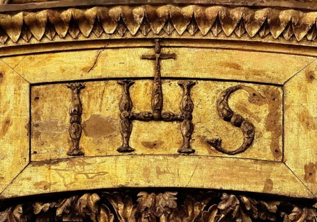 IHS gilded monogram, for Jesus, Redeemer of Men, Latin Iesus Hominum Salvator, Igreja Paroquial de