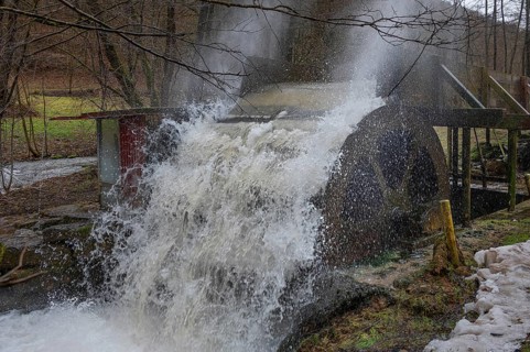 Waterwheel driven by floods, Egloffstein, Upper Franconia, Bavaria, Germany