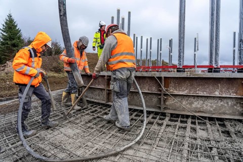 Concreting, concreting the foundation of a wind turbine, more than 600 cubic meters of concrete