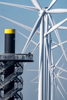 Viewing platform at Landtong Rozenburg wind farm, Noordzeeweg, Paal 83 watchtower 22 meters high,