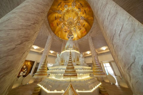 The very artistically designed central shrine (chedi in the interior), main pagoda, Buddhist temple