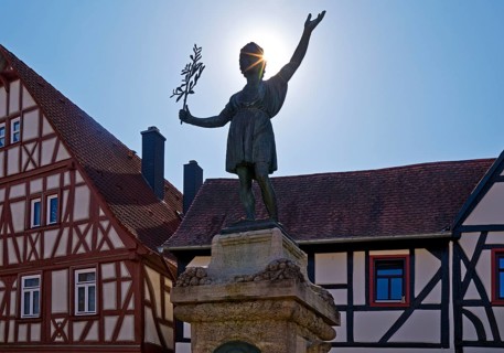 Platz des Friedens with peace monument, Steinheim, Hanau, Hesse, Germany