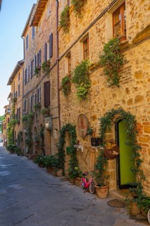 Typical townscape, Pienza, Val d'Orcia, Orcia Valley, UNESCO World Heritage Site, Siena Province,