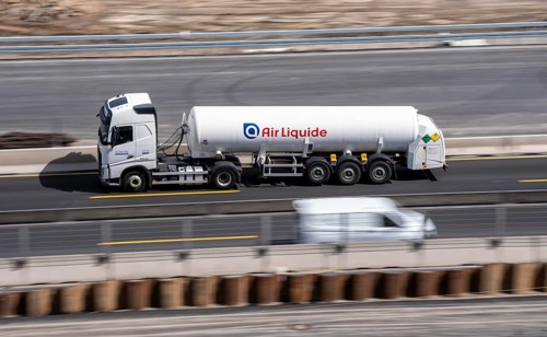 Tanker, gas tanker, truck, air liquide, truck on the A3 motorway near Duisburg, North