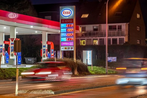 Gas station, high fuel prices due to the war in the Middle East, display board, Esso gas station,