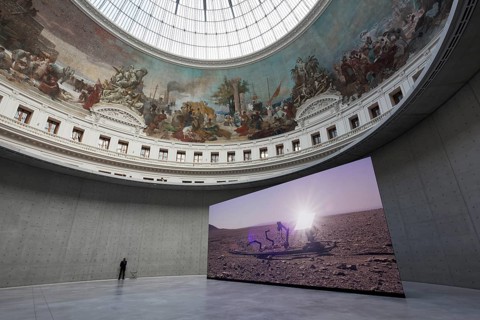 Bourse de Commerce, Pinault Collection, historic rotunda with concrete cylinder by architect Tadao