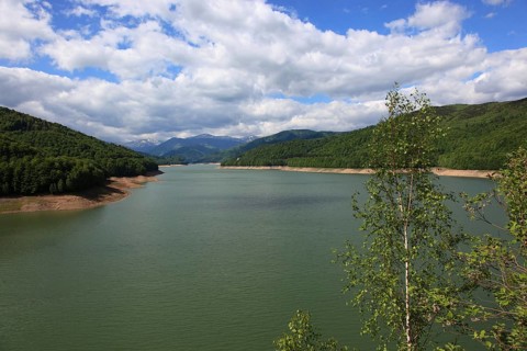 Lake Vidraru, Lacul Vidraru, an artificial reservoir in the Arges Valley in the Fagaras Mountains,
