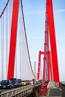 Traffic on the Rhine bridge Emmerich, federal road B220, longest suspension bridge in Germany,