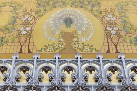 La Samaritaine, Art Nouveau luxury department store, wall decoration with peacock fresco, detail,