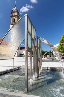 Fountain on the Kornmarkt with Reichenturm, Bautzen, Upper Lusatia, Saxony, Germany