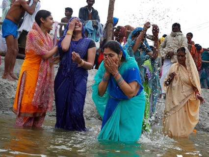Allahabad, India, 20.01.10 - Hindus meet at Magh Mela in Allahabad to take a holy bath at the