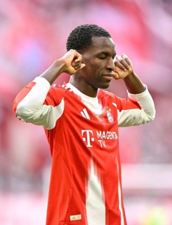 Cheering Joy Emotion Nicolas Jackson FC Bayern Munich FCB (11) Gesture Gesture Football Bundesliga,