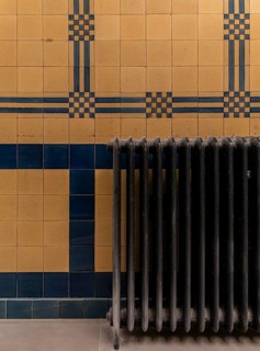Interior photo, corridor and staircase in the Kaisergalerie, Hamburg, Germany